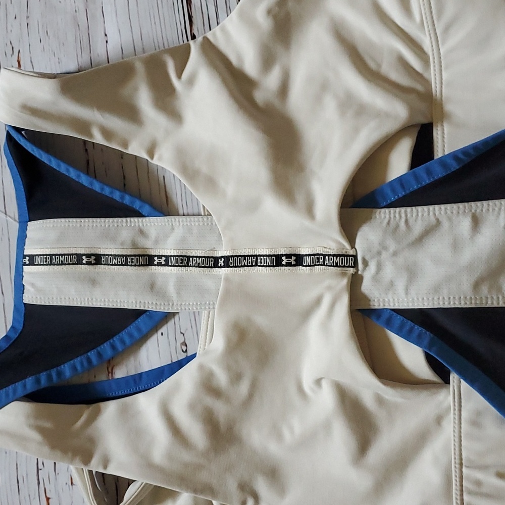 🆕️ UNDER ARMOUR 2 IN 1 KNOCKOUT TANK WITH BUILT IN SPORTS BRA - Picture 9 of 12